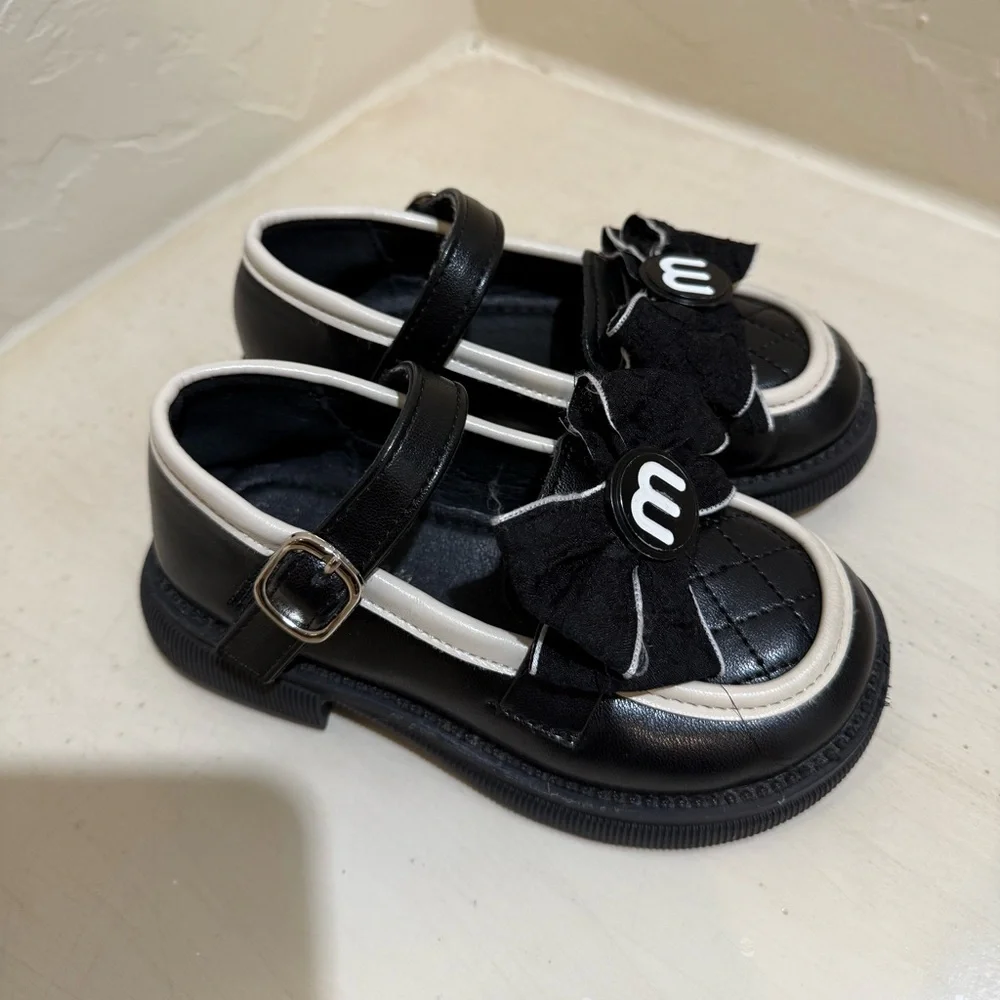 Girls Black and White Bow Mary Jane School Shoes